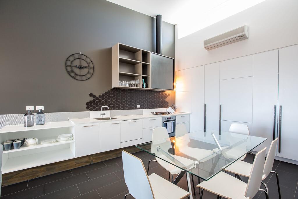 Magnificent Apartment + Free Car Park Near Cbd Adelaide Bagian luar foto